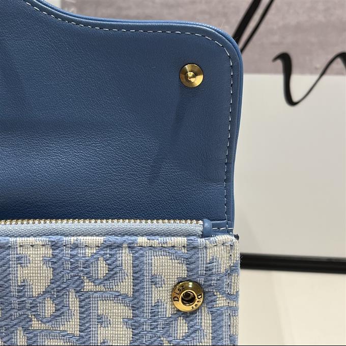 2025228Y 210P182142764